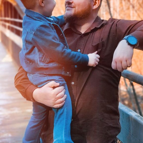 Meet your Posher, Bobby - Picture 1 of 1